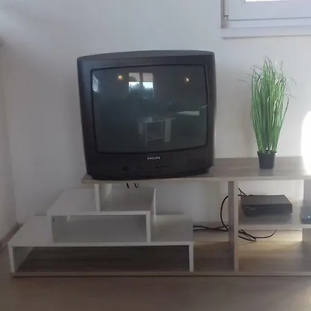 Deny Apartamento