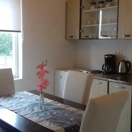 Deny Apartamento