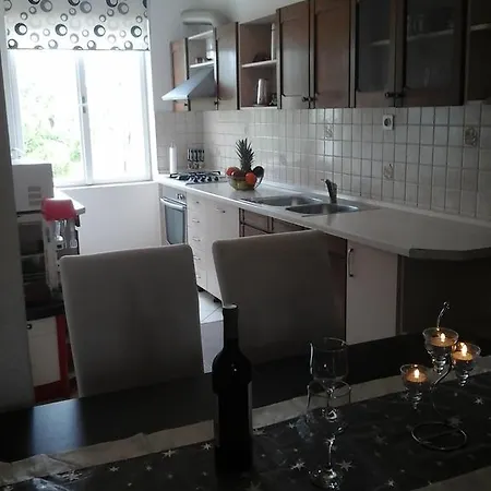 Apartment Deny *